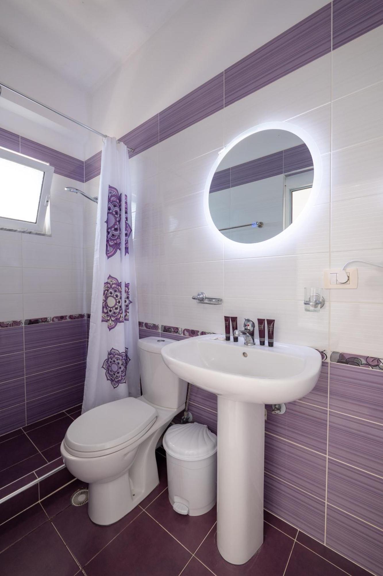Hotell Erioni Sarandë