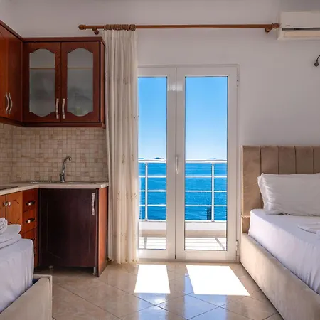 Erioni Hotel Sarande Exterior photo