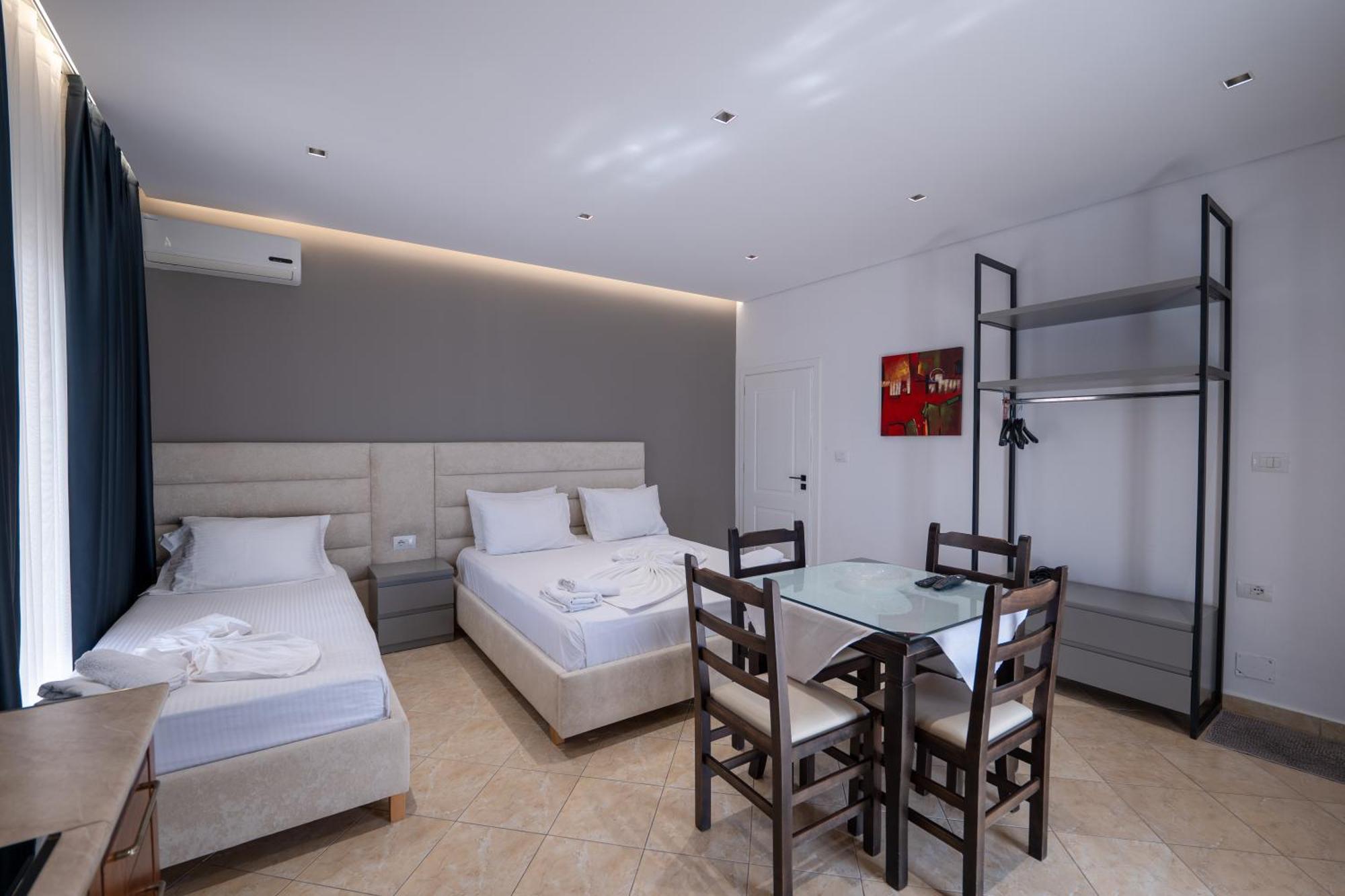 Hotel Erioni