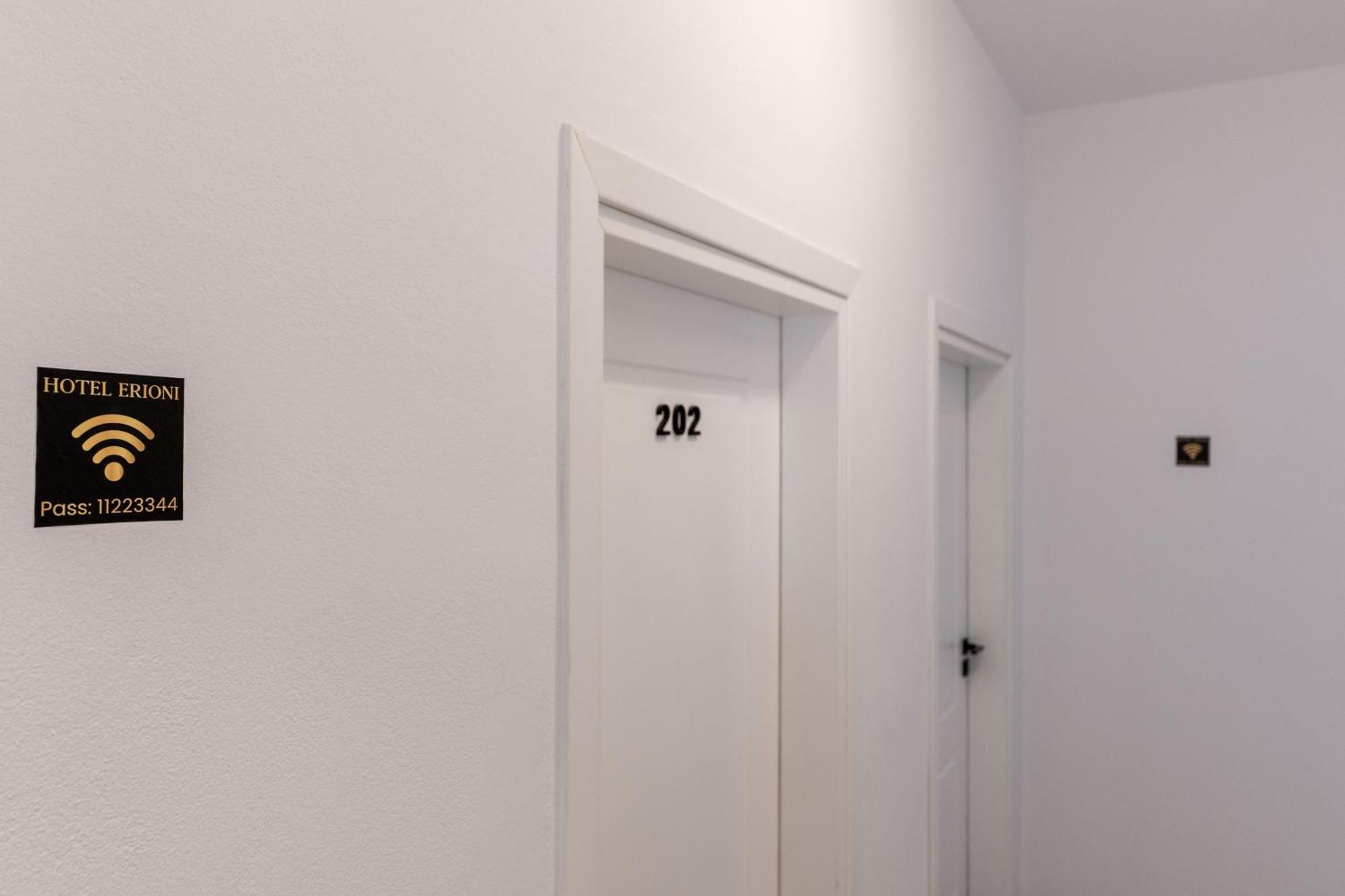 Hotel Erioni 3*