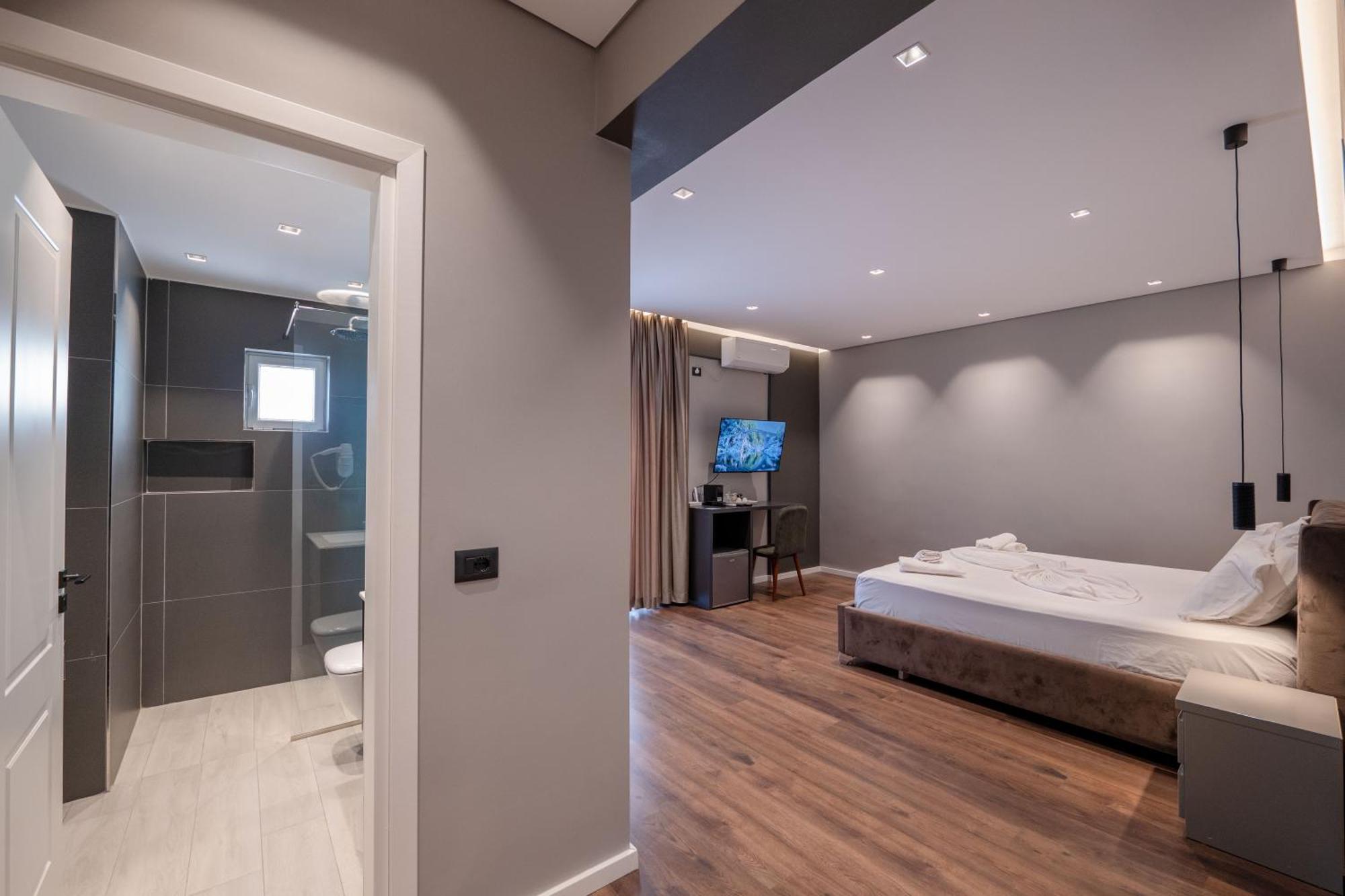 Hotel Erioni 3*